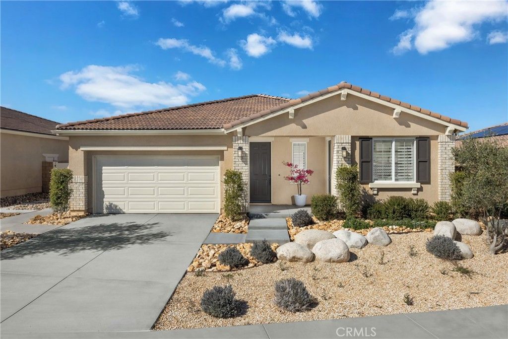 13829 Mesa View Drive, Victorville, CA 92392