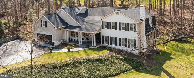 11728 STUART MILL RD, Oakton, VA 22124
