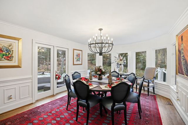 11728 STUART MILL RD, Oakton, VA 22124