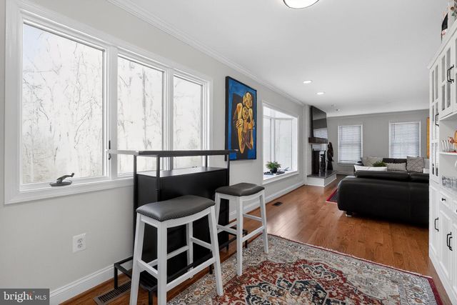 11728 STUART MILL RD, Oakton, VA 22124
