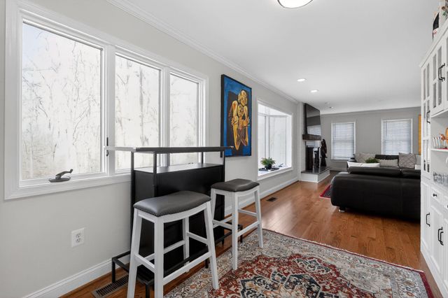 11728 STUART MILL RD, Oakton, VA 22124