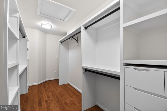 11728 STUART MILL RD, Oakton, VA 22124