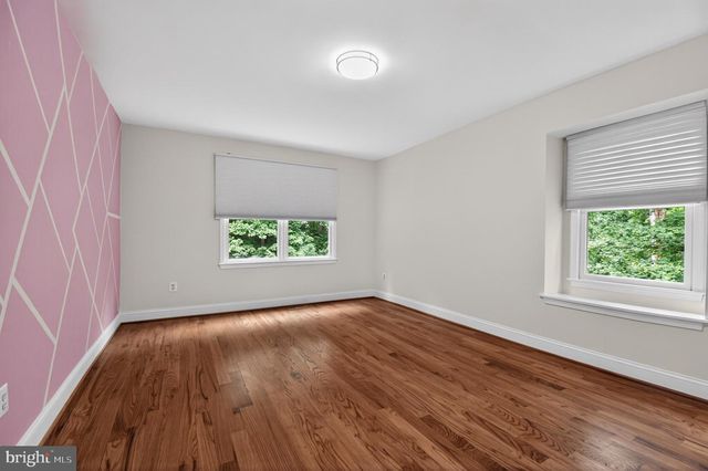 11728 STUART MILL RD, Oakton, VA 22124