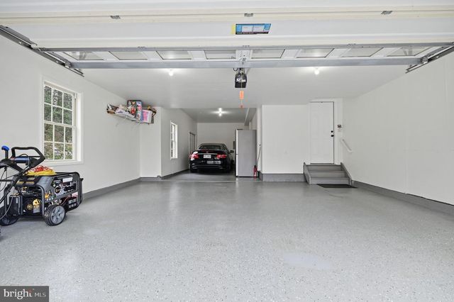 11728 STUART MILL RD, Oakton, VA 22124