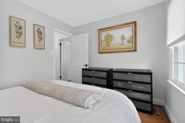 11728 STUART MILL RD, Oakton, VA 22124