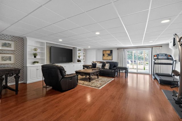 11728 STUART MILL RD, Oakton, VA 22124