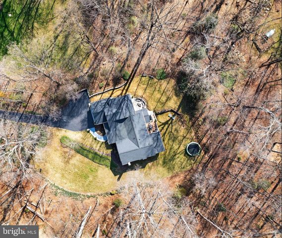 11728 STUART MILL RD, Oakton, VA 22124