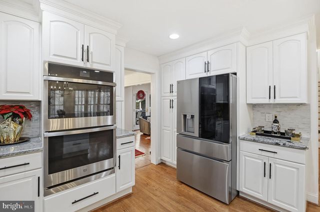 11728 STUART MILL RD, Oakton, VA 22124