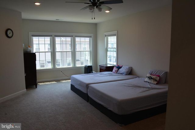 847 STONECLIFFE RD, Malvern, PA 19355