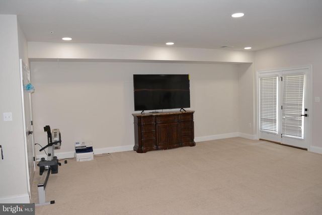 847 STONECLIFFE RD, Malvern, PA 19355