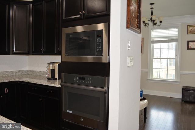 847 STONECLIFFE RD, Malvern, PA 19355