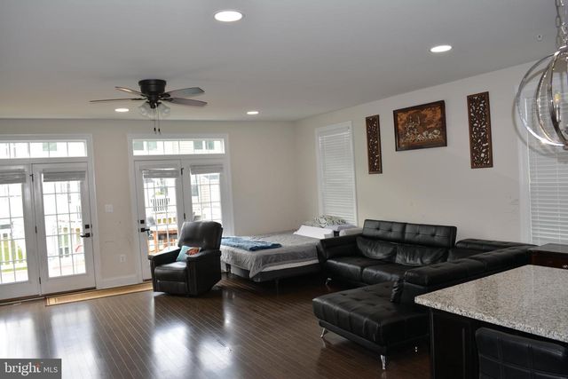 847 STONECLIFFE RD, Malvern, PA 19355