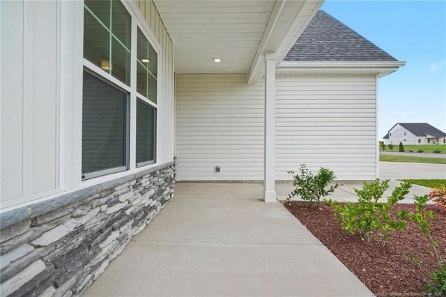59 Grady Farm Way, Benson, NC 27504