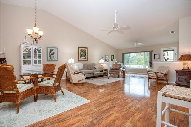 702 STAFFORDSHIRE LANE 22, Sun City Center, FL 33573