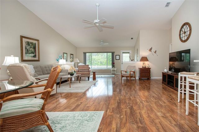 702 STAFFORDSHIRE LANE 22, Sun City Center, FL 33573