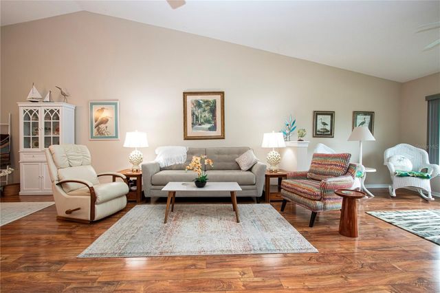 702 STAFFORDSHIRE LANE 22, Sun City Center, FL 33573