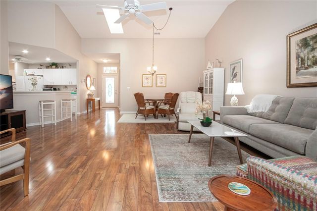 702 STAFFORDSHIRE LANE 22, Sun City Center, FL 33573