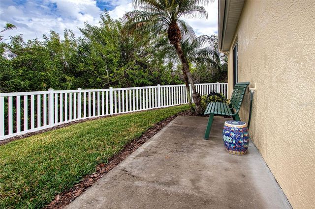 702 STAFFORDSHIRE LANE 22, Sun City Center, FL 33573