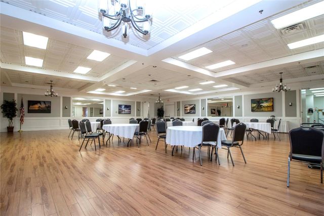 702 STAFFORDSHIRE LANE 22, Sun City Center, FL 33573