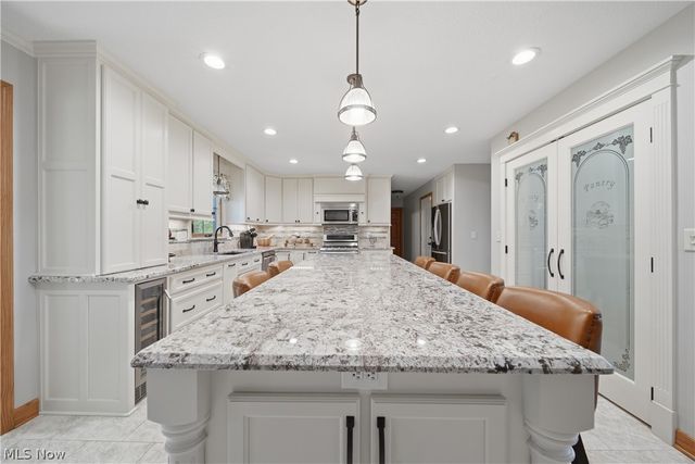 3530 Lamb Circle NW, North Canton, OH 44720