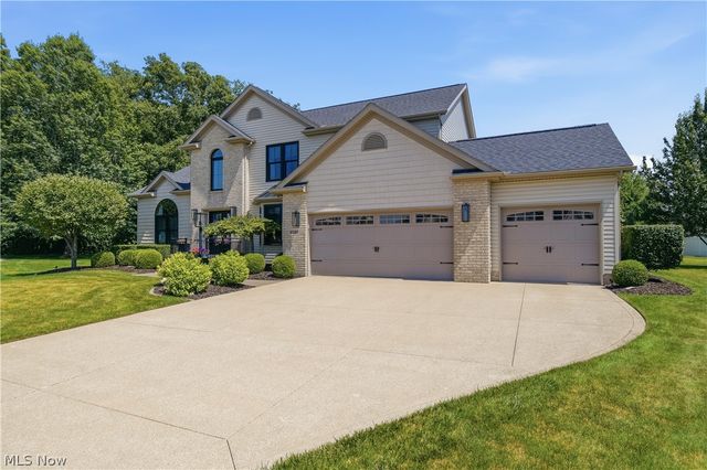 3530 Lamb Circle NW, North Canton, OH 44720