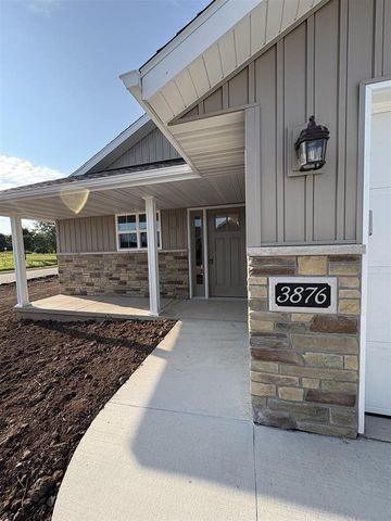 3876 MEUNIER LANE, Green Bay, WI 54311