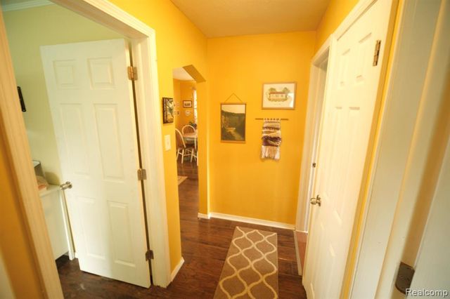 26225 Annapolis Street, Dearborn Heights, MI 48125