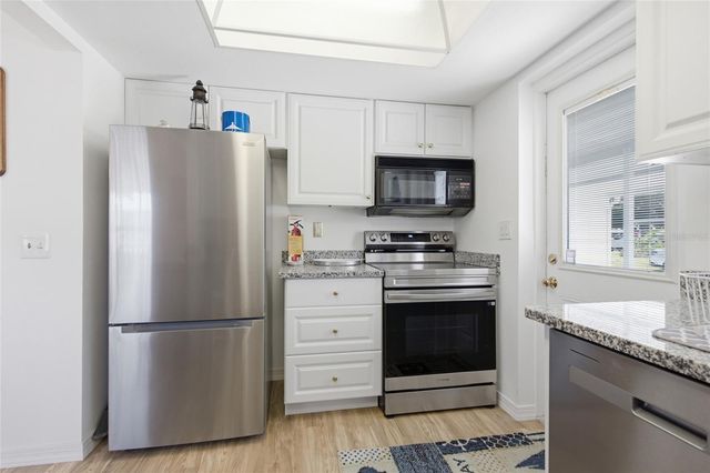 402 KETCH WAY 402, Nokomis, FL 34275