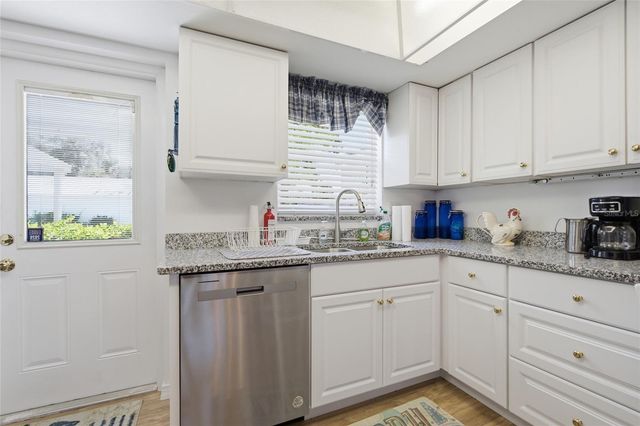 402 KETCH WAY 402, Nokomis, FL 34275