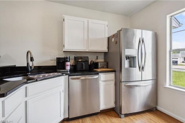 1246 Woods WAY, Chesapeake, VA 23323