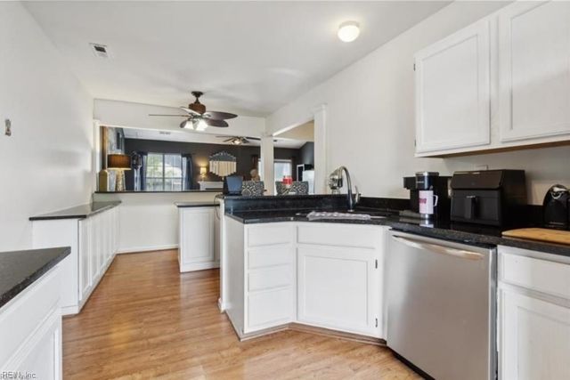 1246 Woods WAY, Chesapeake, VA 23323