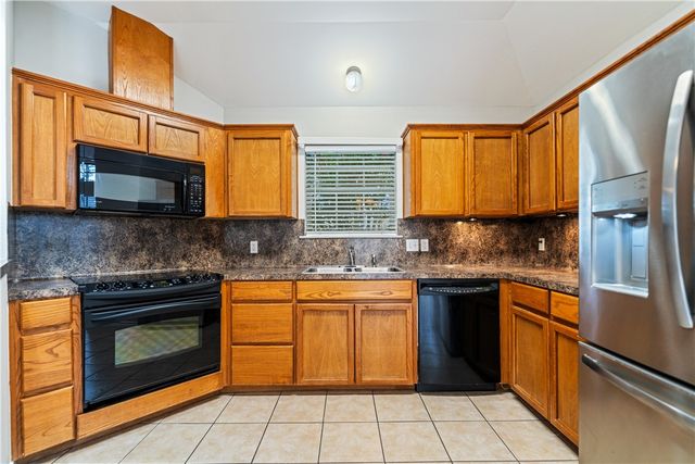 13661 Teague 22, Corpus Christi, TX 78410