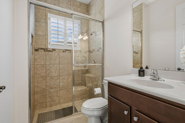 7727 Maywood Crest Drive, Palm Beach Gardens, FL 33412