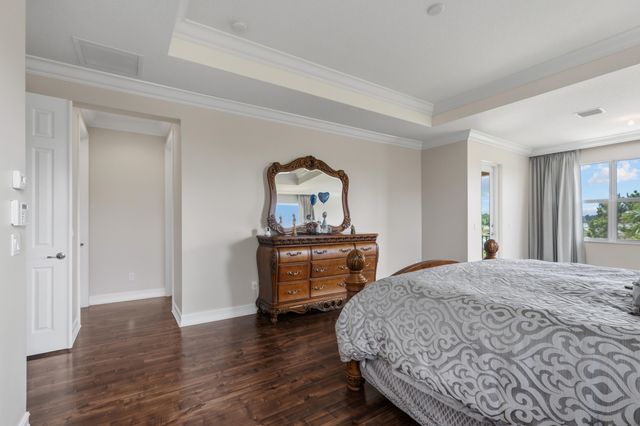 7727 Maywood Crest Drive, Palm Beach Gardens, FL 33412