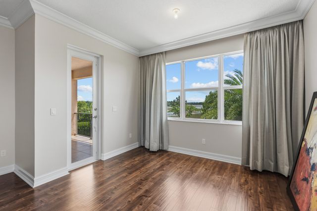 7727 Maywood Crest Drive, Palm Beach Gardens, FL 33412
