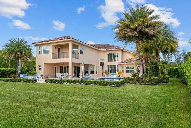 7727 Maywood Crest Drive, Palm Beach Gardens, FL 33412