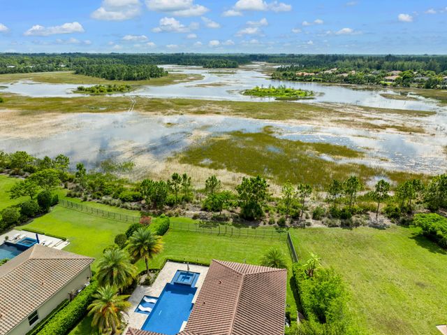 7727 Maywood Crest Drive, Palm Beach Gardens, FL 33412