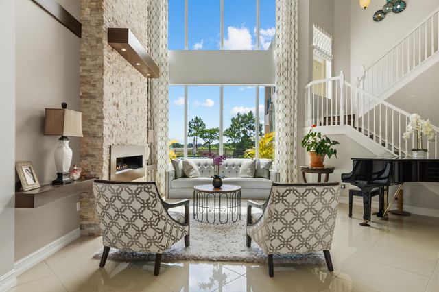 7727 Maywood Crest Drive, Palm Beach Gardens, FL 33412