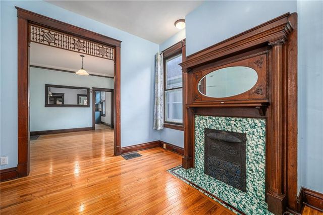 3953 Wyoming Street, Kansas City, MO 64111