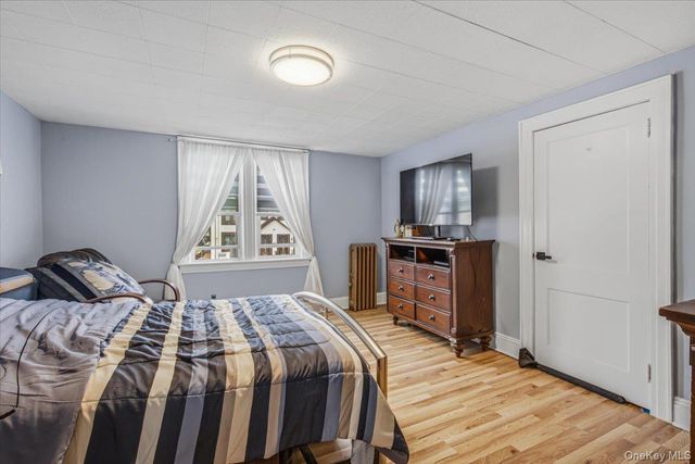 94-26 210th Street, Queens Village, NY 11428