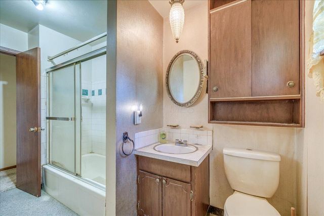 913 Roosevelt Court, Newark, OH 43055