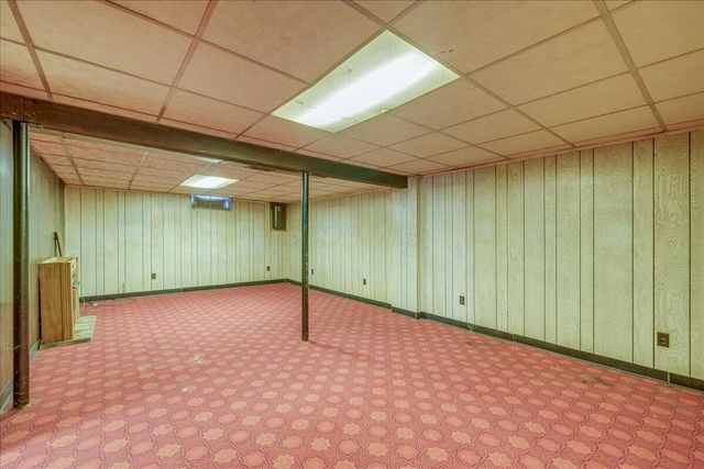 913 Roosevelt Court, Newark, OH 43055