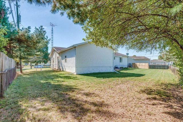 913 Roosevelt Court, Newark, OH 43055