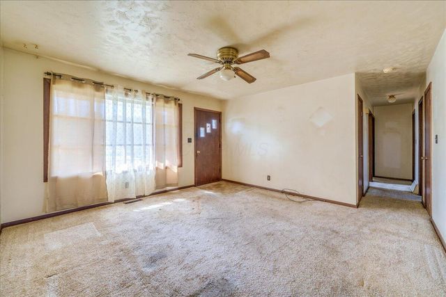 913 Roosevelt Court, Newark, OH 43055