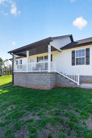 8664 Old Kentucky Rd, Sparta, TN 38583