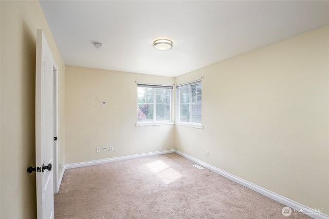 16927 121st Avenue E, Puyallup, WA 98374