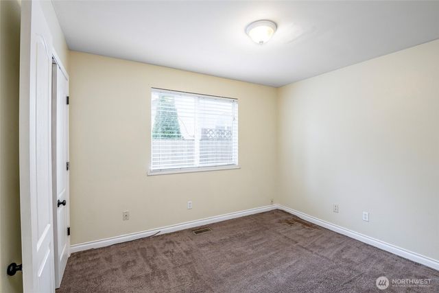16927 121st Avenue E, Puyallup, WA 98374
