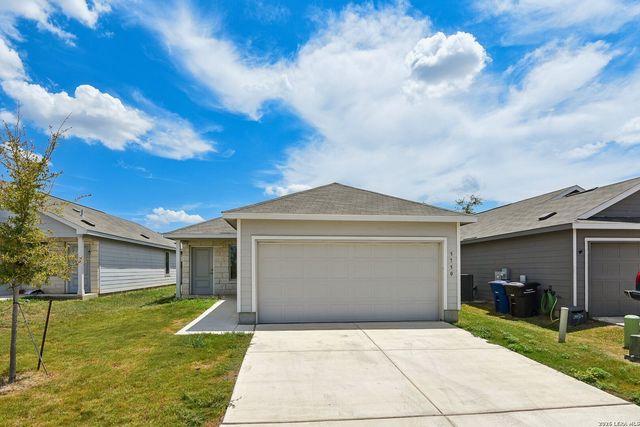 5750 Repeating Way, Von Ormy, TX 78073