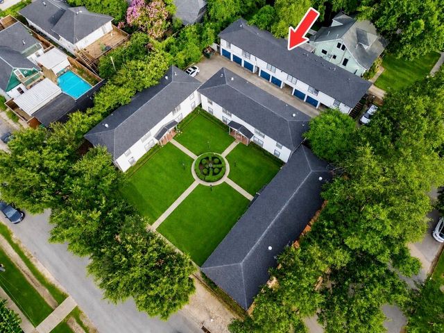 218 W 15th Street N, Houston, TX 77008