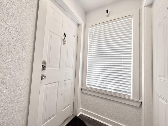 218 W 15th Street N, Houston, TX 77008